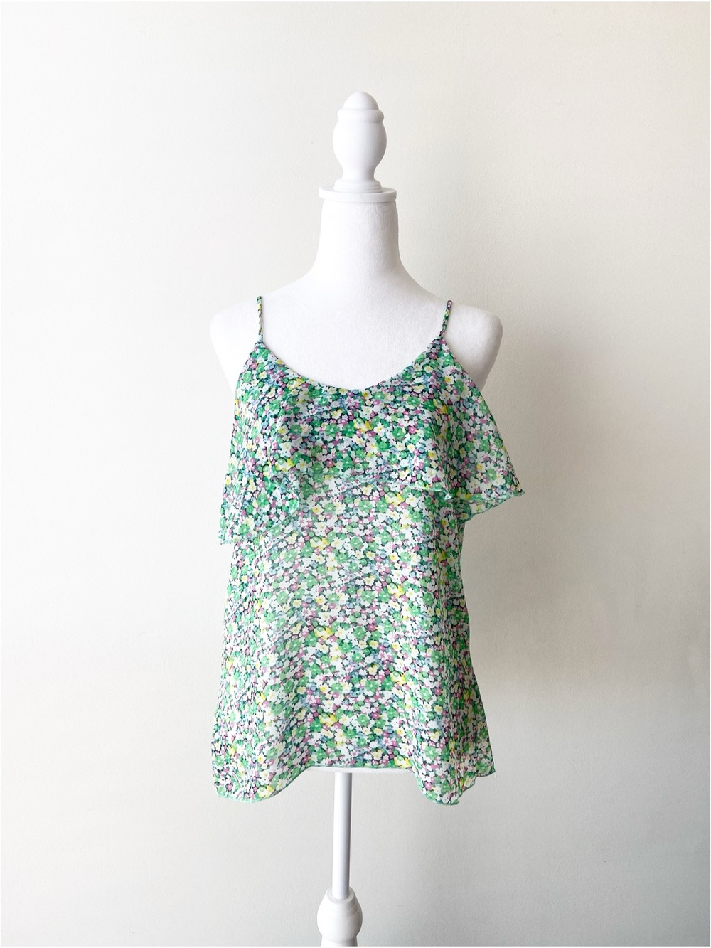 Shelly Green Floral Ruffle Top Size S
